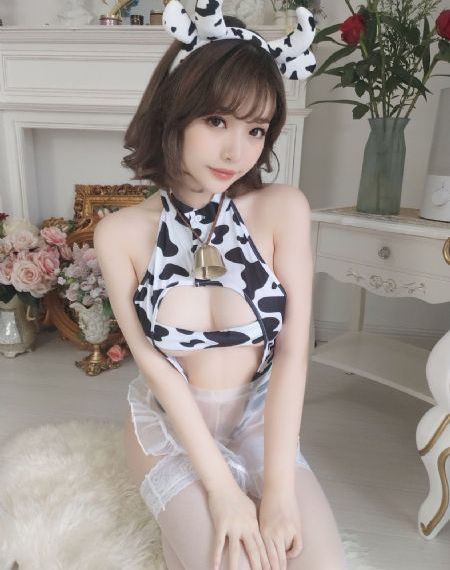 学生女初次夜情电影_4K高清视频观看