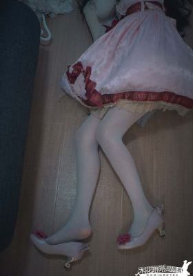 私藏浪漫电视剧免费观看魏哲鸣_十万网红美女美酱